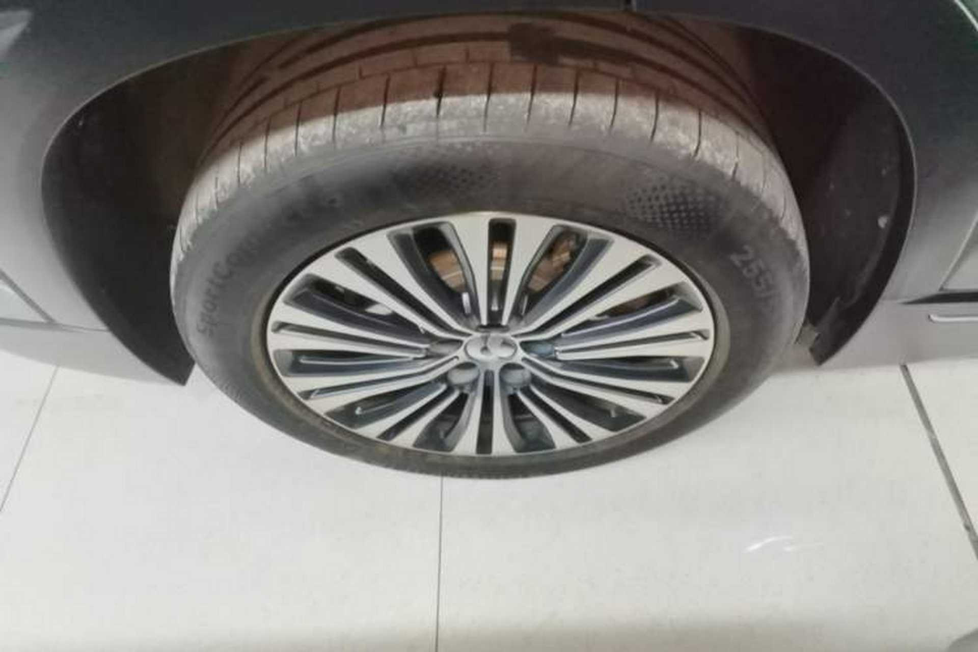 Used Nio ES7 2022 75 kWh Right Rear Wheel Hub