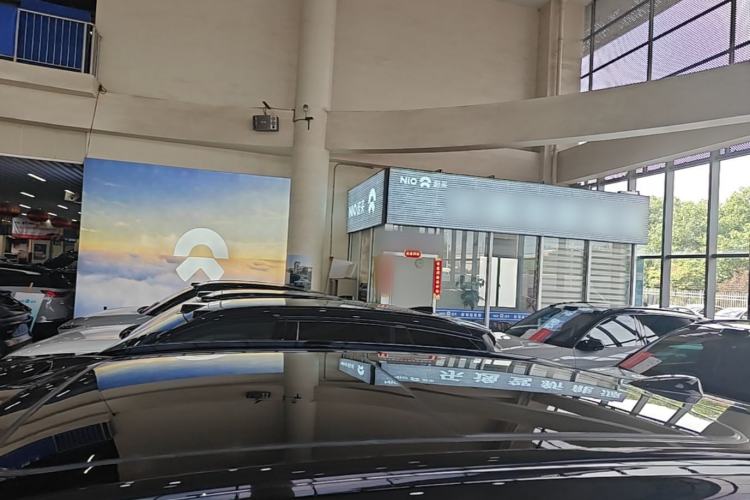 Used Nio ES7 2022 75 kWh Roof