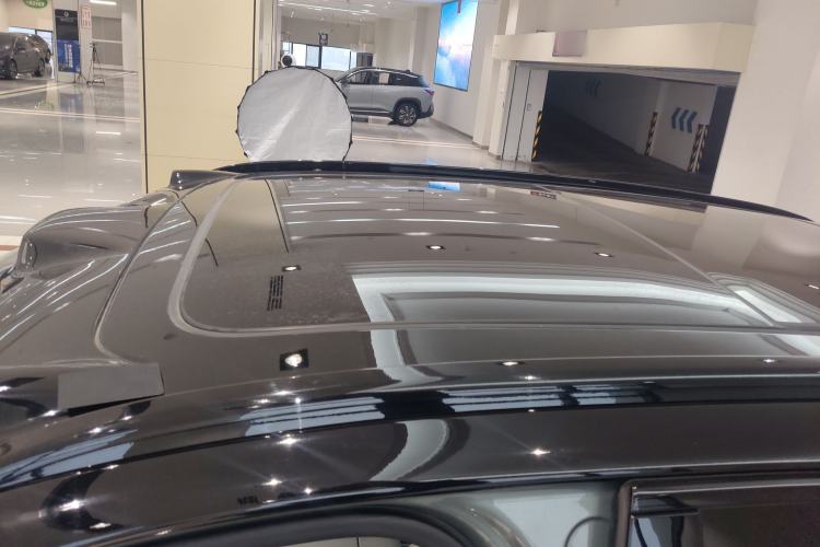 Used Nio ES7 2022 75 kWh Roof