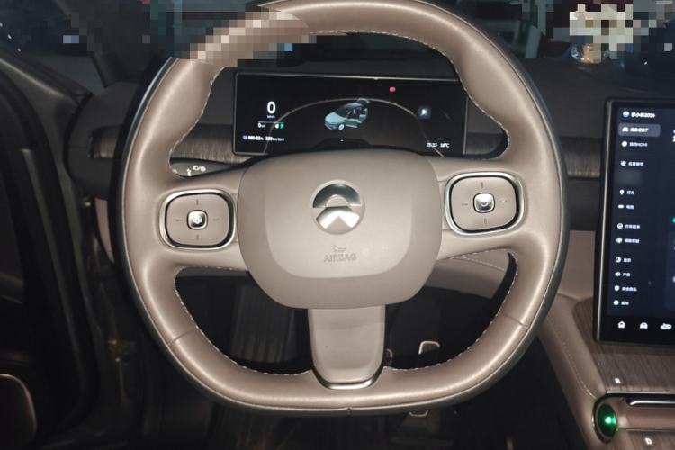 Used Nio ES7 2022 75 kWh Steering Wheel