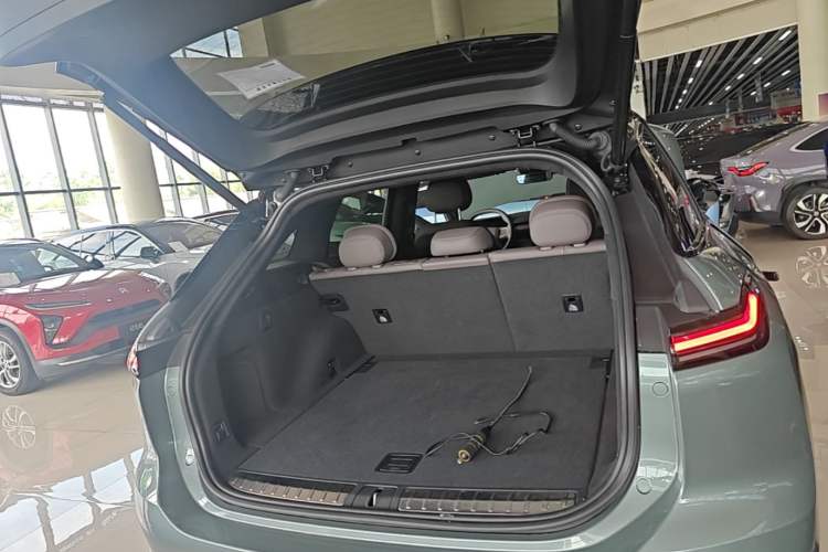 Used Nio ES7 2022 75 kWh Trunk