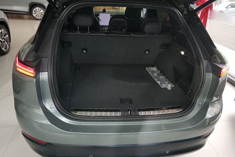 Used Nio ES7 2022 75 kWh Trunk
