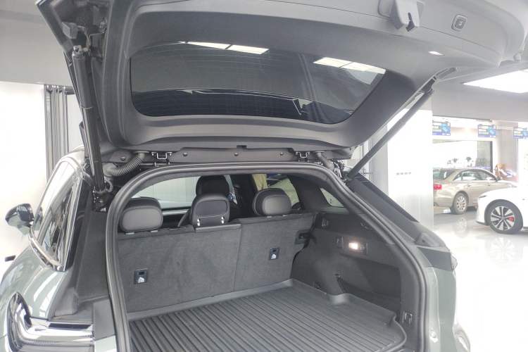 Used Nio ES7 2022 100kWh First Edition Trunk