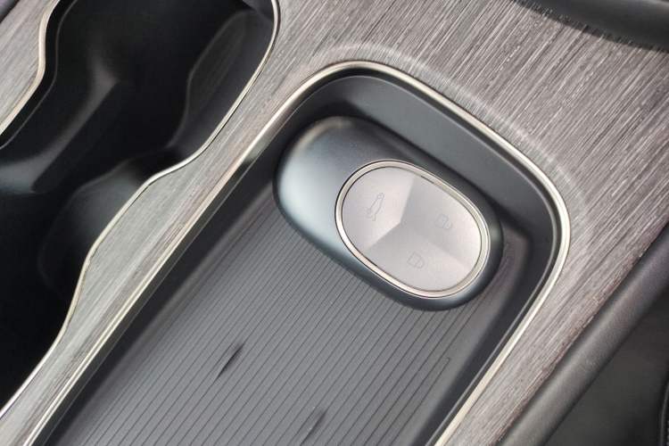 Used Nio ES7 2022 100kWh First Edition Vehicle Key