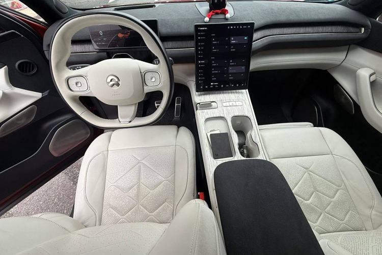 Used Nio ES7 2022 100kWh First Edition Interior 1