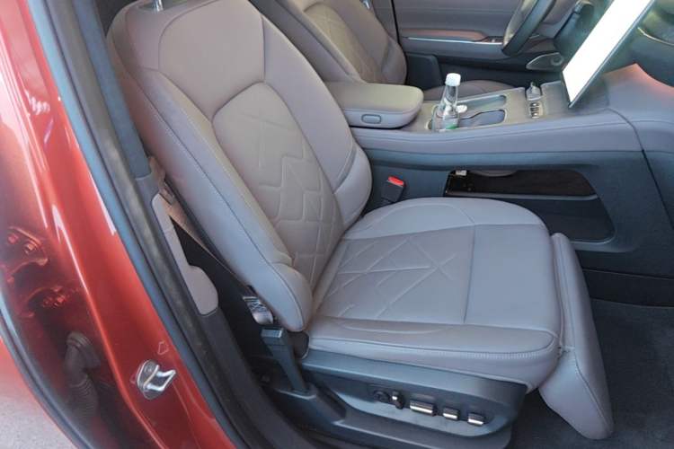 Used Nio ES7 2022 100kWh First Edition Right Front Seat
