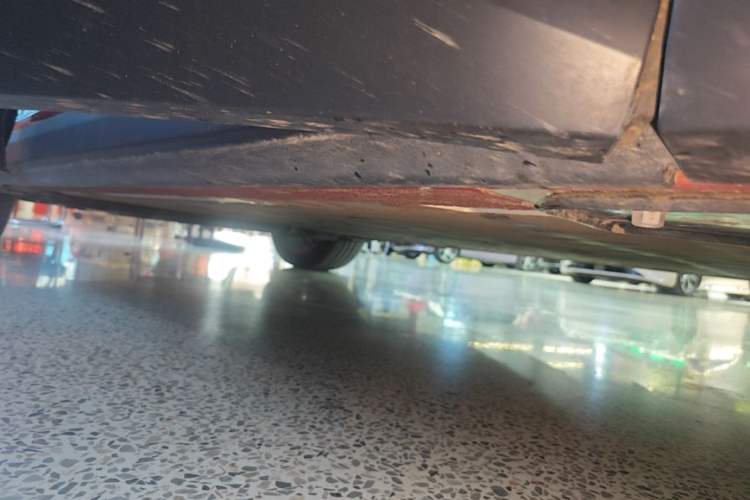 Used Nio ES7 2022 100kWh First Edition Right Side Sill