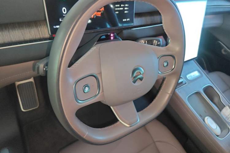 Used Nio ES7 2022 100kWh First Edition Steering Wheel