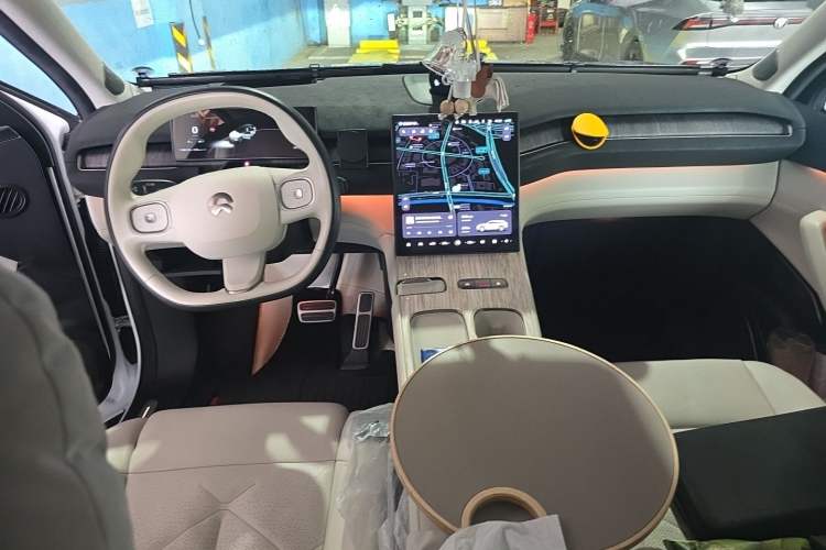Used Nio ES7 2022 100kWh First Edition Center Console