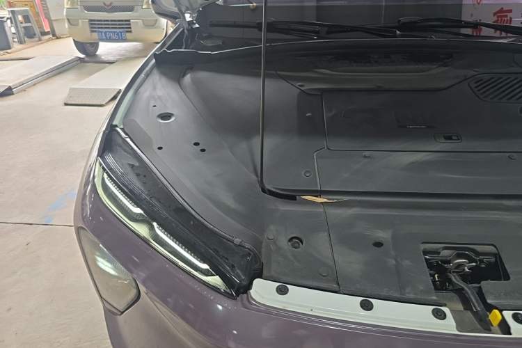 Used Nio ES7 2022 100kWh First Edition Engine Bay Right