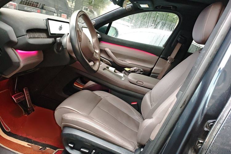 Used Nio ES7 2022 75 kWh Left Front Seat