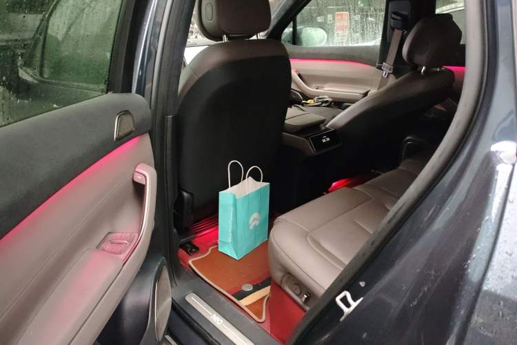 Used Nio ES7 2022 75 kWh Left Rear Seat