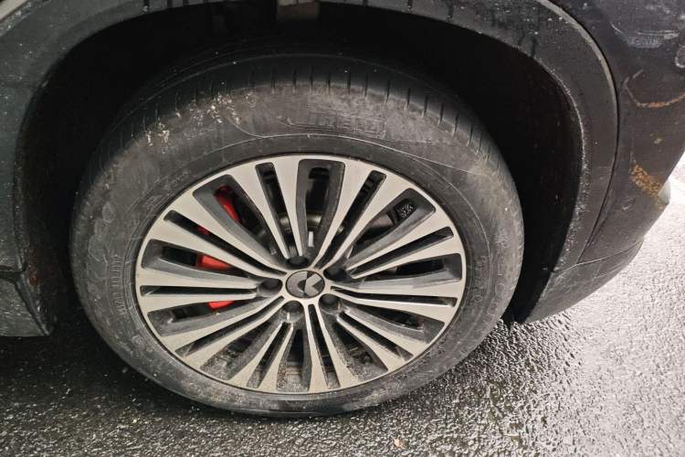 Used Nio ES7 2022 75 kWh Right Front Wheel Hub