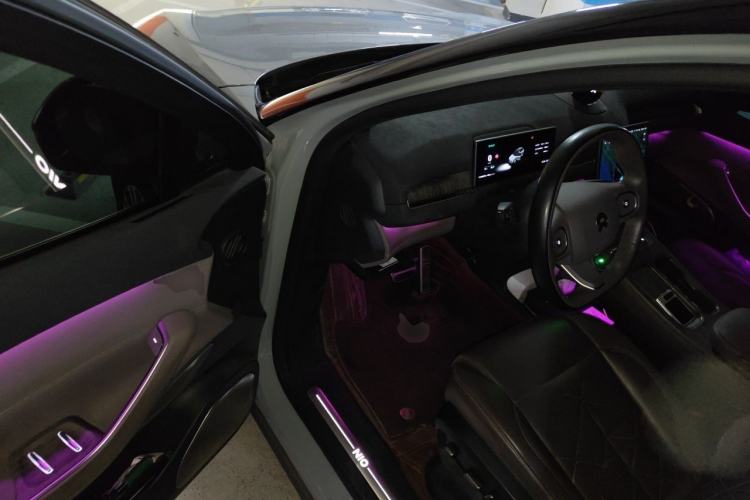 Used Nio ES7 2022 75 kWh Driver Seat