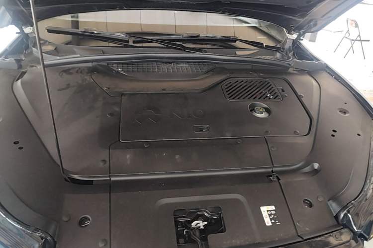 Used Nio ES7 2022 75 kWh Engine Bay