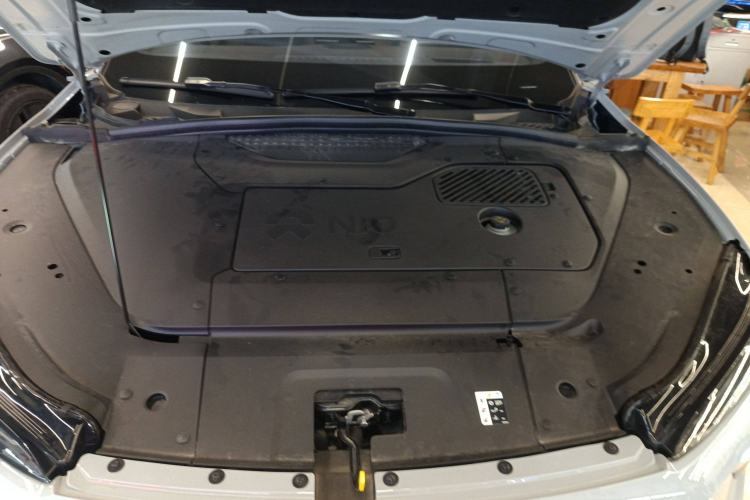 Used Nio ES7 2022 75 kWh Engine Bay
