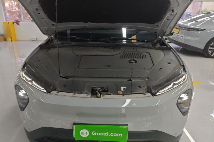 Used Nio ES7 2022 75 kWh Engine Bay