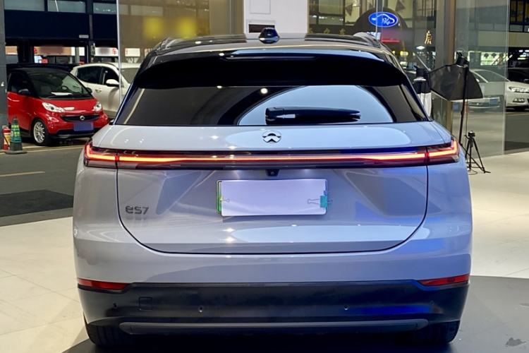 Used Nio ES7 2022 75 kWh Exterior 2