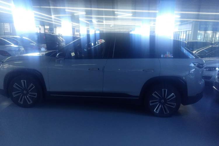 Used Nio ES7 2022 75 kWh Exterior 3