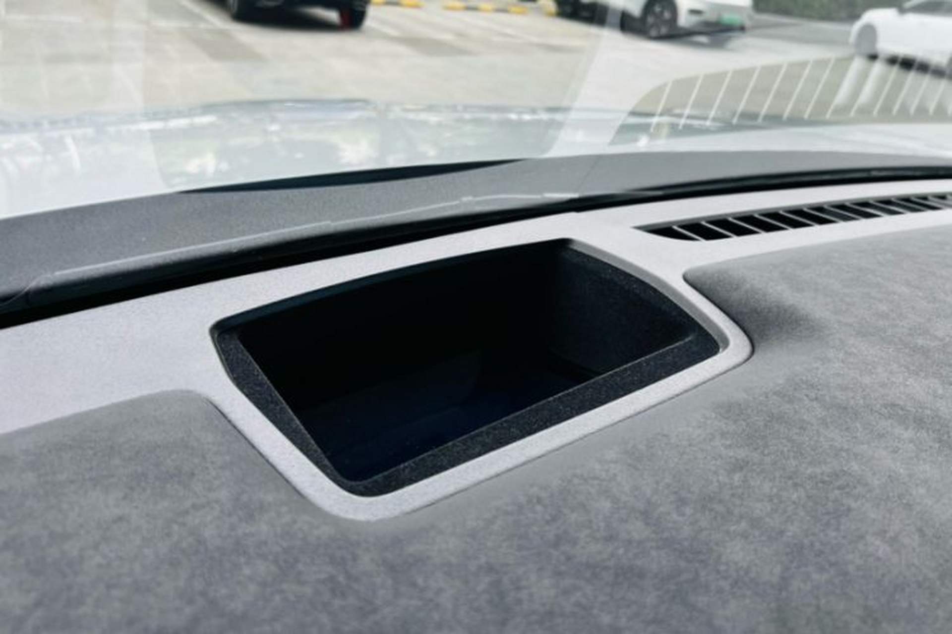 Used Nio ES7 2022 75 kWh Exterior 4