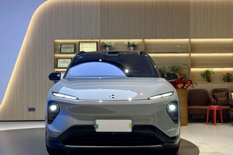 Used Nio ES7 2022 75 kWh Exterior 5