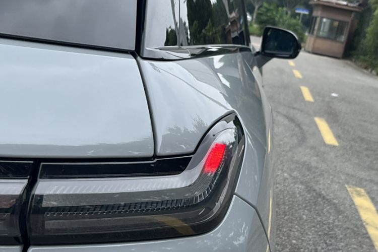 Used Nio ES7 2022 75 kWh Exterior 6