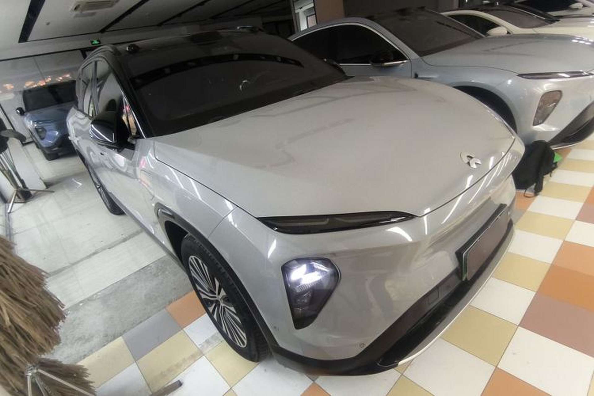 Used Nio ES7 2022 75 kWh Front Right 45 Deg
