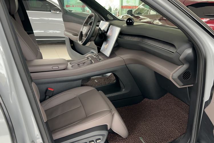 Used Nio ES7 2022 75 kWh Interior 2