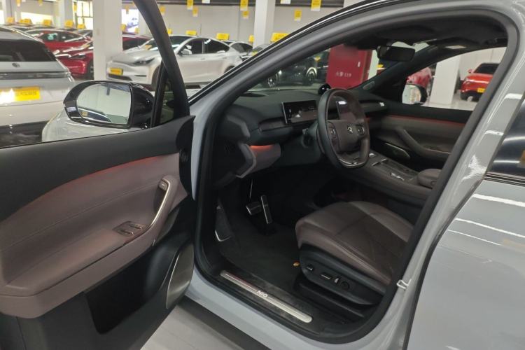 Used Nio ES7 2022 75 kWh Interior 3