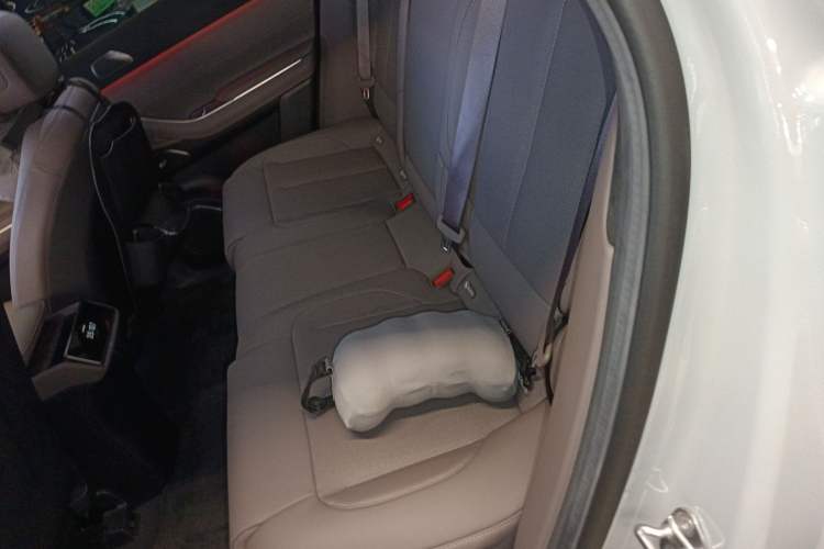 Used Nio ES7 2022 75 kWh Interior 4