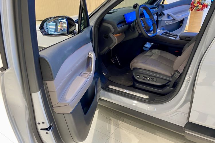 Used Nio ES7 2022 75 kWh Interior 4