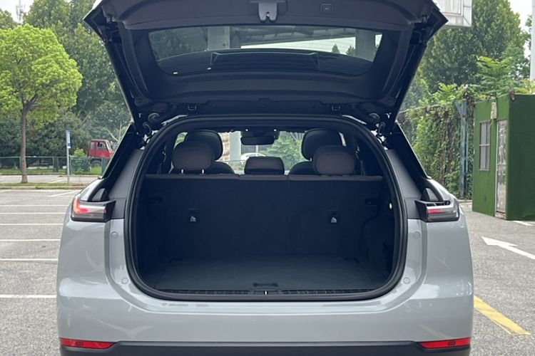 Used Nio ES7 2022 75 kWh Interior 4