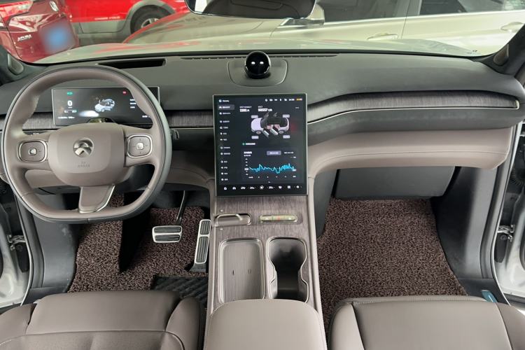 Used Nio ES7 2022 75 kWh Interior 7