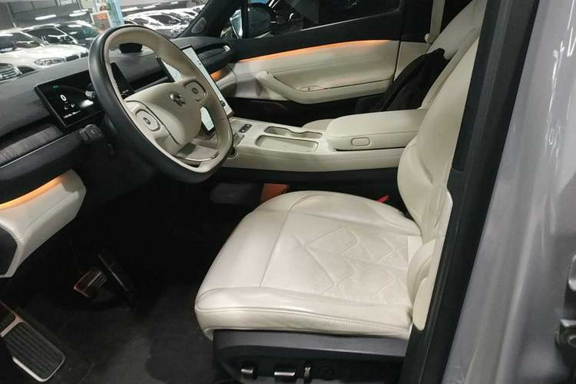 Used Nio ES7 2022 100 kWh Left Front Seat