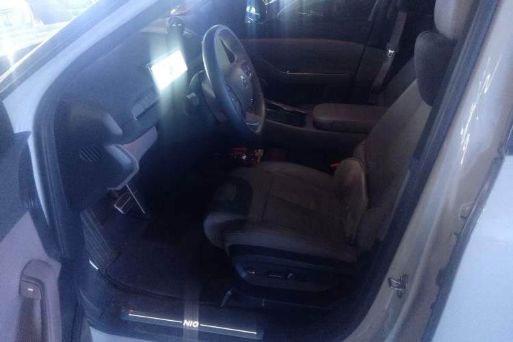 Used Nio ES7 2022 75 kWh Left Front Seat