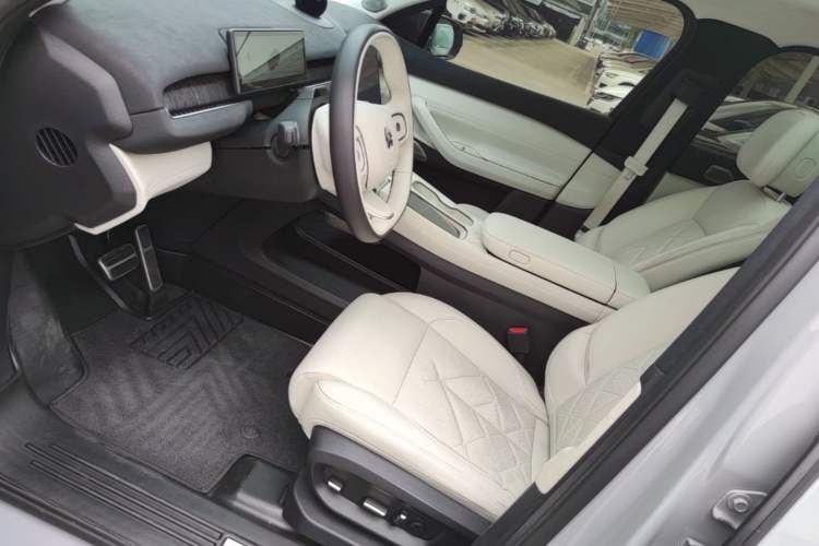 Used Nio ES7 2022 100kWh First Edition Left Front Seat