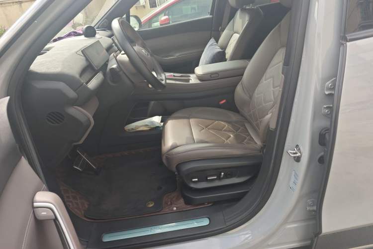 Used Nio ES7 2022 100kWh First Edition Left Front Seat
