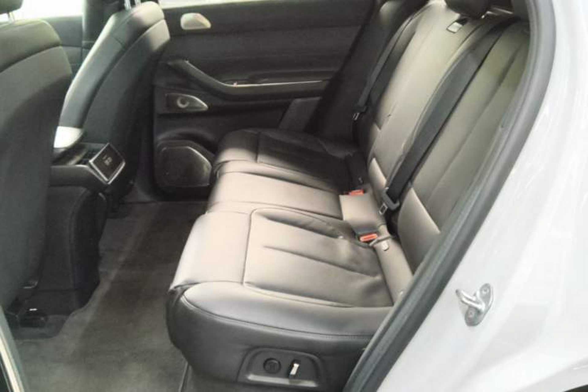 Used Nio ES7 2022 75 kWh Left Rear Seat