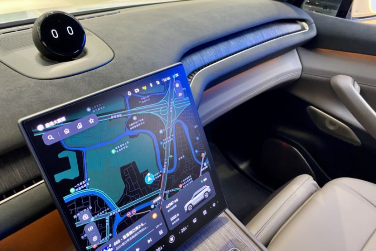Used Nio ES7 2022 75 kWh Odometer Close Up