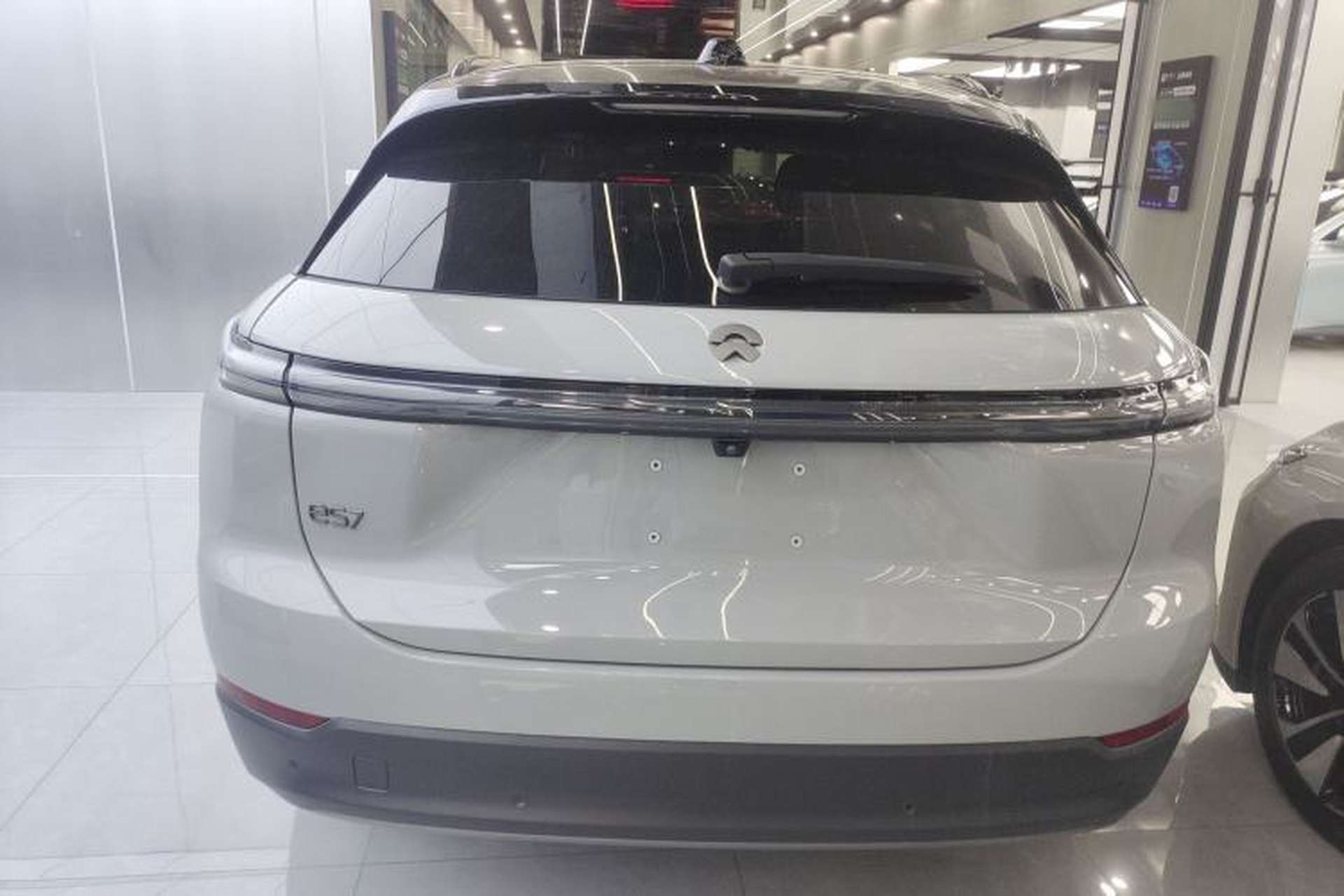 Used Nio ES7 2022 100 kWh Rear