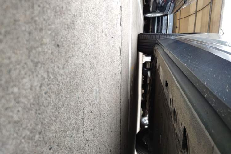 Used Nio ES7 2022 100kWh First Edition Right Side Sill