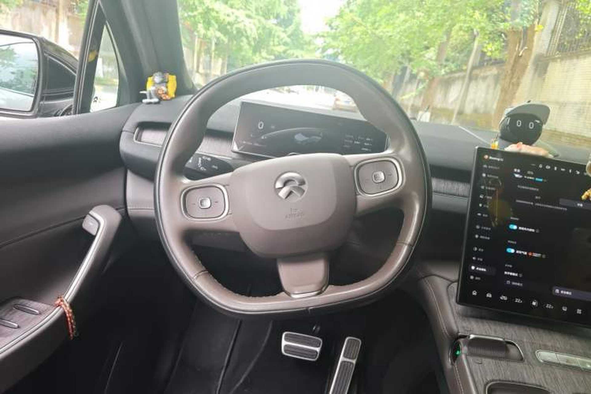 Used Nio ES7 2022 100kWh First Edition Steering Wheel