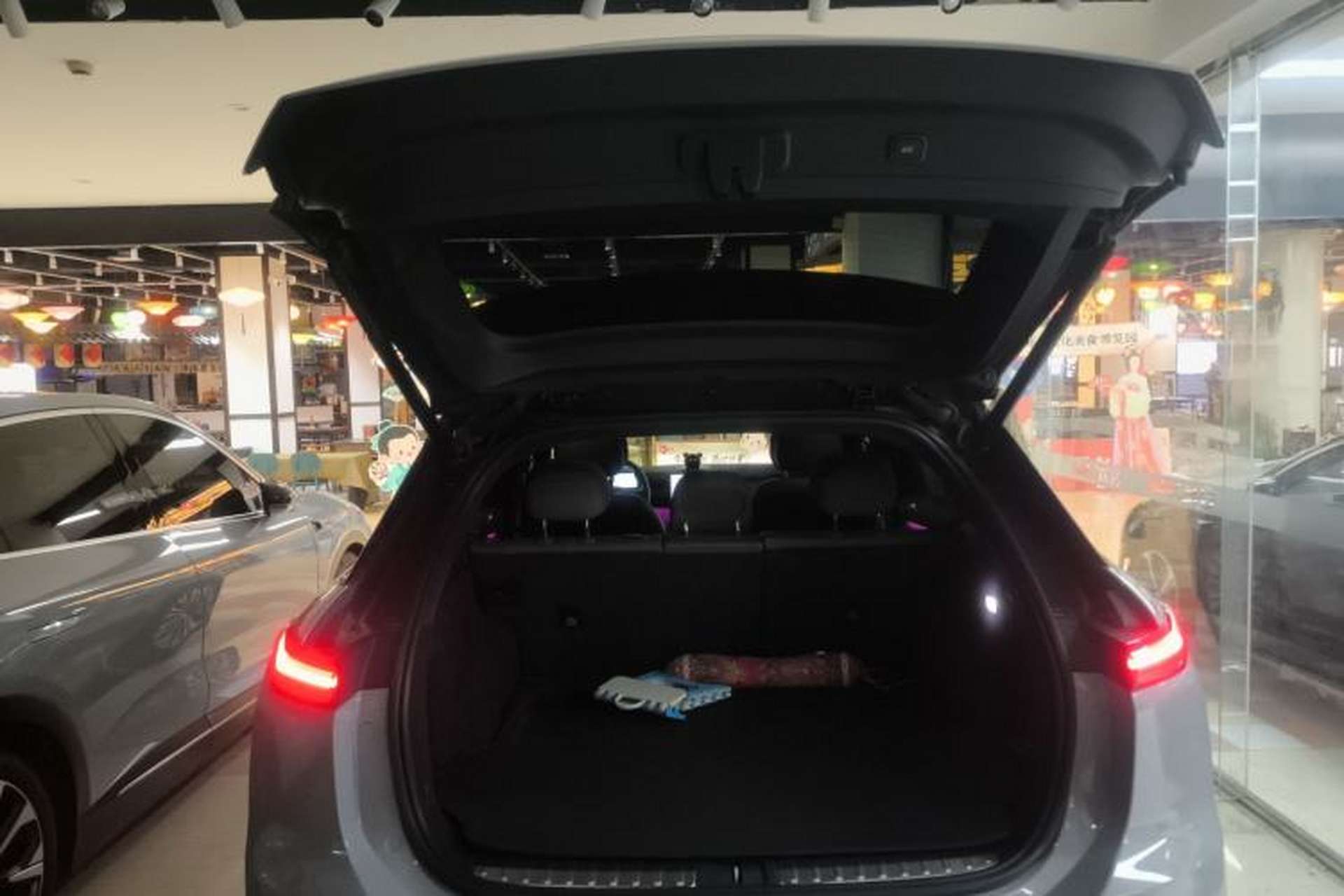 Used Nio ES7 2022 75 kWh Trunk