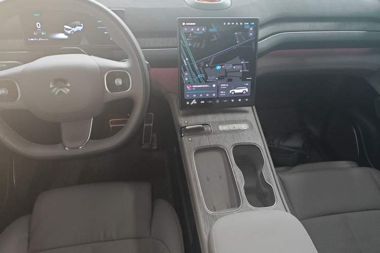 Used Nio ES7 2022 75 kWh Audio And AC Panel