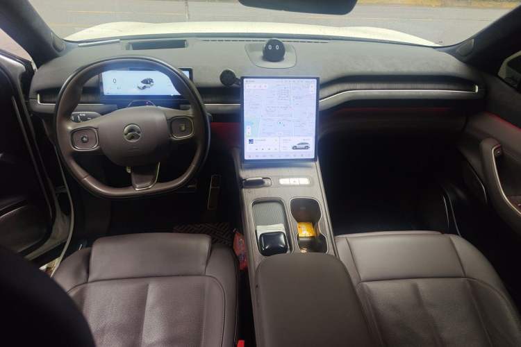 Used Nio ES7 2022 75 kWh Center Console