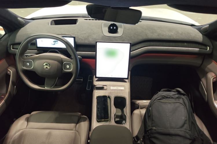 Used Nio ES7 2022 100 kWh Center Console