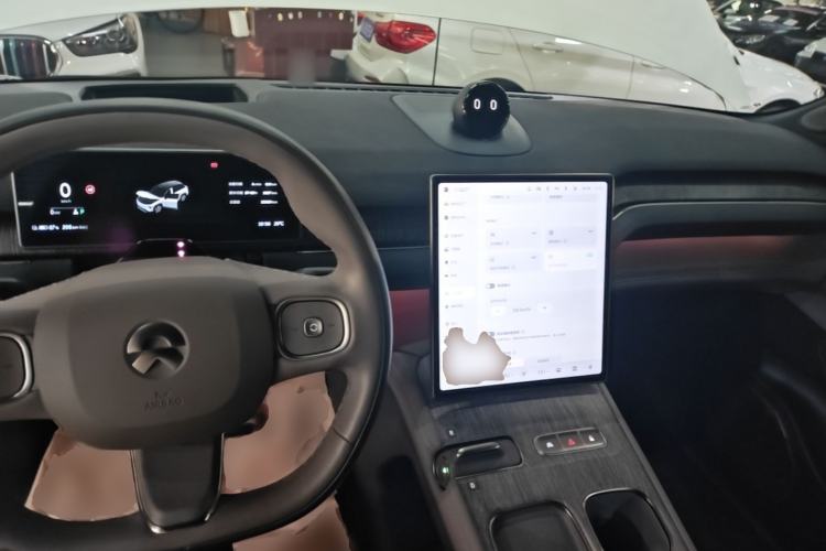 Used Nio ES7 2022 100kWh First Edition Center Console
