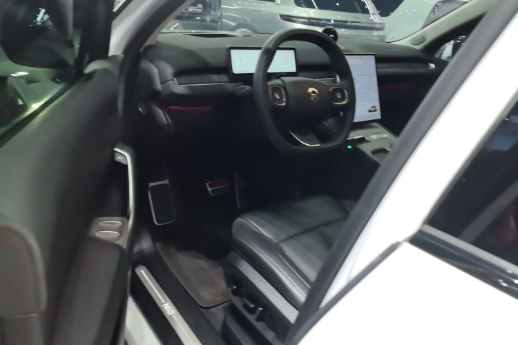 Used Nio ES7 2022 75 kWh Driver Seat