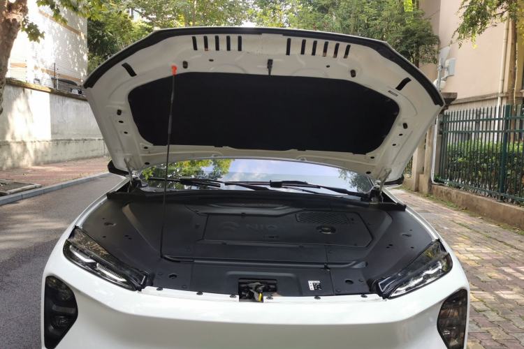 Used Nio ES7 2022 75 kWh Engine Bay