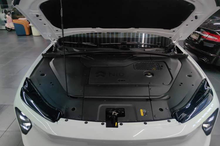 Used Nio ES7 2022 100 kWh Engine Bay